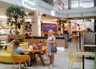 «Не успели проработать доставку, персонал разошелся»: жертвы коронавируса в общепите