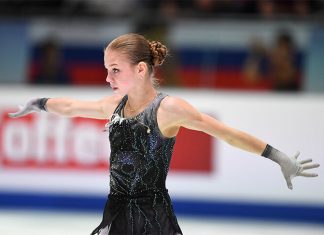 Трусова 4 раза засветилась в Книге Гиннесса: ей (и Плющенко) реально важны эти рекорды. А как туда попасть и кого из фигурки уже включили?