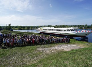 Смотрите скоро на Казанке: в Зеленодольске спустили на воду газоход «Чайка»