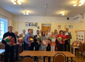 В Калуге сотрудников спортшкол отметили наградами