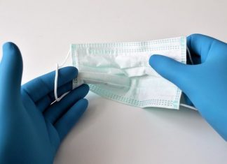 Президент Бразилии заявил, что все когда-нибудь заразятся COVID-19