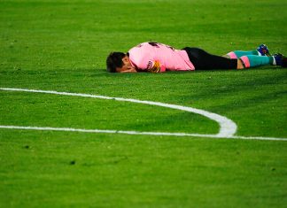 «Реал» и «Барса» синхронно проиграли – впервые в сезоне, прямо перед класико. Параллелей очень много