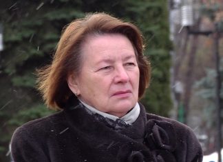 Нина Косарева: Первичное звено здравоохранения — в приоритете работы областного правительства