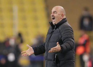 «Тренер отвечает, а не оправдывается». Черчесов был вежлив и спокоен, а потом сорвался на комика Позова