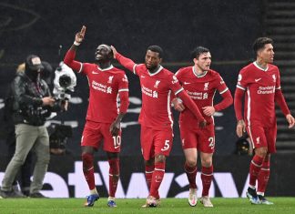 Какой же Клопп довольный: «Ливерпуль» наконец-то забил (понадобилось 94 удара) и уложил «Тоттенхэм»