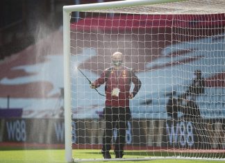 «Астон Вилла» сыграет в Кубке с «Ливерпулем» молодежью из-за ковида. В прошлом году было наоборот (но не из-за ковида)