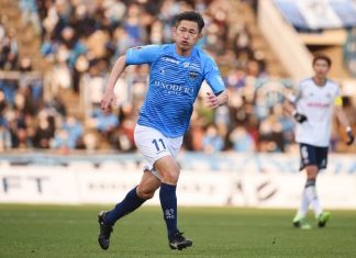 53-летний Миура без конца гонится за рекордом Зико (нужно забить всего один гол в вышке). Их борьба – голливудский сценарий