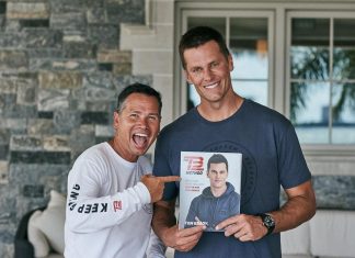 В 43 Том Брэди выглядит на 20. Наука говорит, что он должен был постареть, но, похоже, это случится еще не скоро – и вот почему