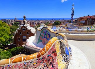 Повязка капитана «Уэски» на матч с «Барселоной» – произведение искусства. Тут отсылки к Месси, Гауди и чупа-чупсам Кройффа