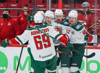 «Ак Барс» пришел в себя и потащил серию к победе. Второй матч подряд – жесткий фирменный стиль