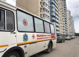 Жители «Волгаря» прошли вакцинацию в мобильном прививочном пункте