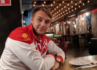 «70 тысяч инвалидов – и для них ничего не было». Чемпион мира по пауэрлифтингу создал адаптивный спорт в Карелии и рвется в политику