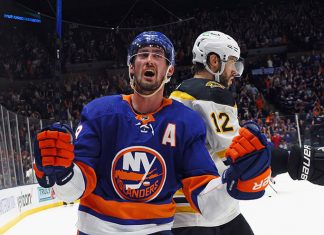 «Айлендерс» добили «Бостон» и вышли на «Тампу» – нас ждет ремейк финала Востока-2020