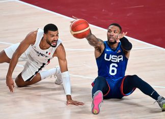 Американцы проиграли на Олимпиаде впервые с 2004-го: Лиллард поскользнулся в «дэйм-тайм», Дюрэнт все промазал, Попович не помог