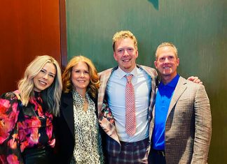 18-летний игрок хочет сняться с драфта НХЛ-2021 из-за скандала: скинул фото девушки, с которой занимался сексом, в командный чат