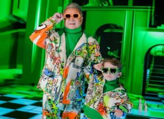 Поплавский показал внука в новом клипе Сину мій