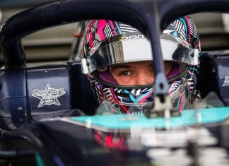 Глупейшее самоуничтожение шанса на «Ф-1»: гонщик обозвал «какашкой» рентача из собственной команды на стриме – теперь уволен