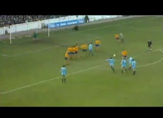 А показать, что такое «удар осла» в футболе? 50 лет назад в Англии так забили лучший гол сезона