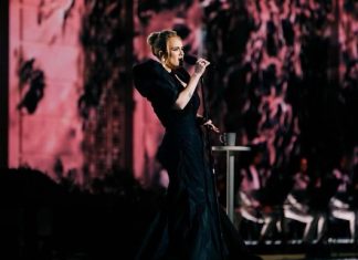 Адель впервые за пять лет дала концерт