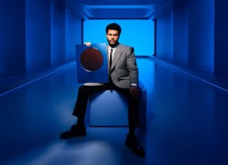 Названы победители премии Apple Music Awards