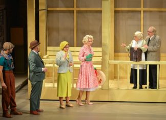 Почему старикам не место в обществе потребления?