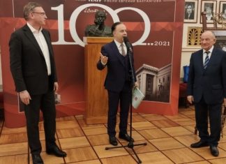 Бурков назвал Омскую драму «театром международного масштаба»