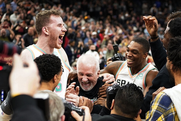 У Грегга Поповича 1336 побед в НБА &ndash; больше, чем у любого другого тренера в истории. Но самую первую победу ему не засчитали