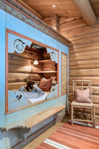 Продается любимая зимняя дача Шумахера – всего за €3,8 млн. Там бронированные стекла, тренажерка, 10 спален и зал игровых автоматов