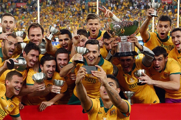 Как устроен футбол в Азии? Россия бы выиграла местный Кубок? А ЛЧ (кстати, у Халка не получилось)?