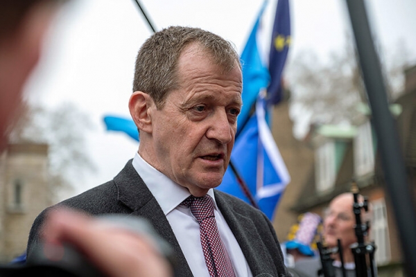 Клоппа зовут в политику – спасать Британию. Это признание в любви к его лидерским качествам