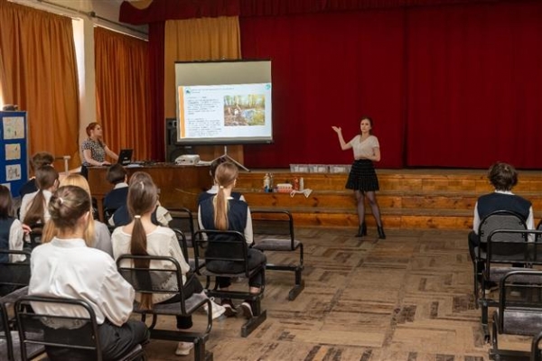 Новые знания и полезный практикум дал ЭкоСтройРесурс тольяттинским школьникам