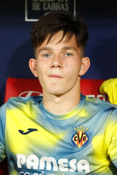 «Он живет в мечте». Никита Иосифов предпочел «Вильярреал» пышному контракту в РПЛ и уже сыграл в Ла Лиге 