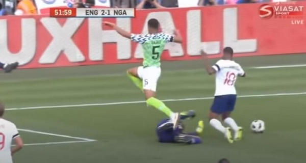 У Стерлинга рекорд АПЛ по заработанным пенальти и хейт за нырки. Так он симулянт или нет?