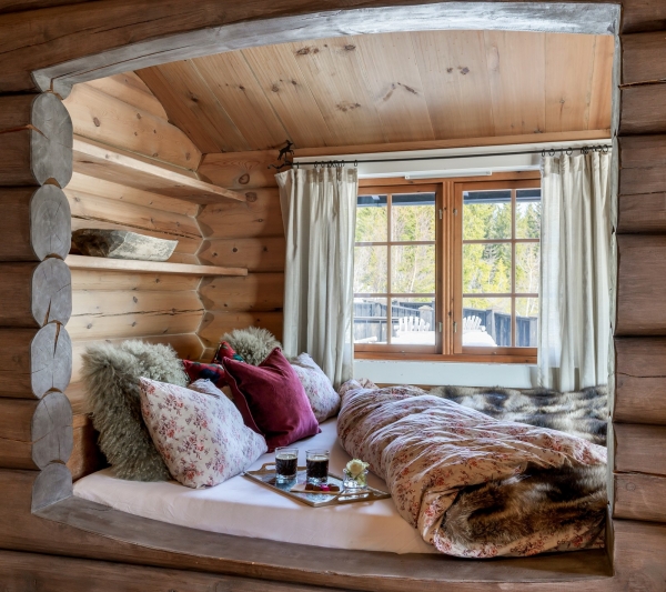 Продается любимая зимняя дача Шумахера – всего за €3,8 млн. Там бронированные стекла, тренажерка, 10 спален и зал игровых автоматов