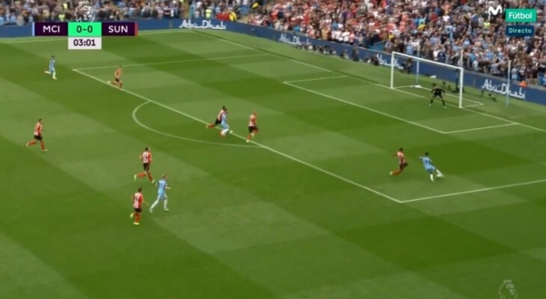 У Стерлинга рекорд АПЛ по заработанным пенальти и хейт за нырки. Так он симулянт или нет?