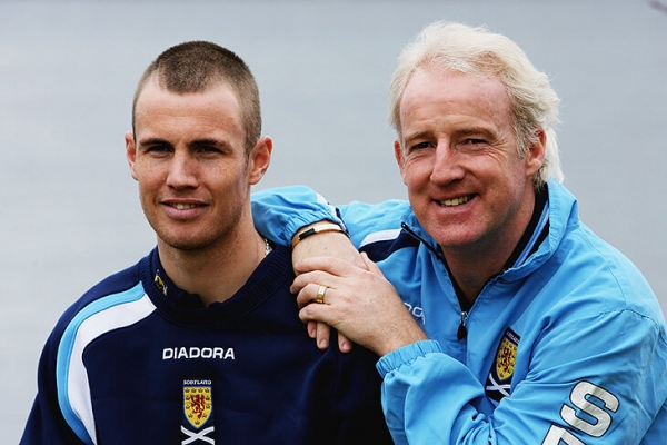 Легенда &laquo;Селтика&raquo; остановила вражду с &laquo;Рейнджерс&raquo;. Его гроб несли игроки главного соперника