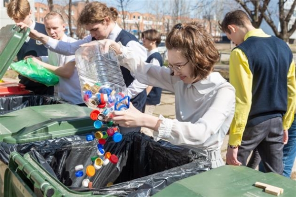 Новые знания и полезный практикум дал ЭкоСтройРесурс тольяттинским школьникам