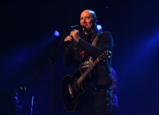 Денис Майданов бесплатно выступит на «Красной звезде» в Омске