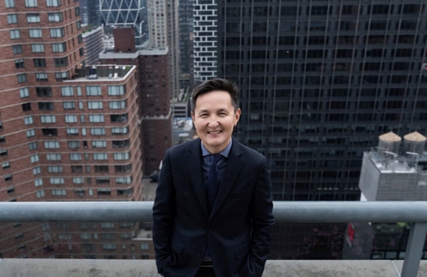 «Мы не благотворители, не патриоты. Мы развиваторы». Бизнесмен, который построит футбольные школы в малых городах России