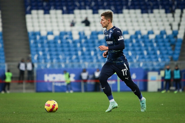 «В Голландию поеду без проблем, даже в клуб из середины таблицы». Откровенный Зиньковский