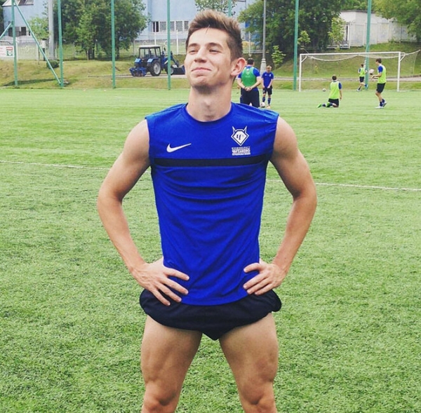 «В Голландию поеду без проблем, даже в клуб из середины таблицы». Откровенный Зиньковский