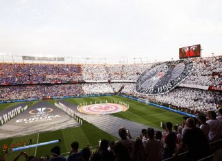 Фанаты разожгли финал ЛЕ: жестко дрались в городе, украсили арену изнутри