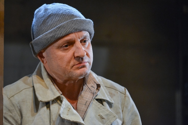 На камерную сцену Омской драмы «поместили» Ниагарский водопад