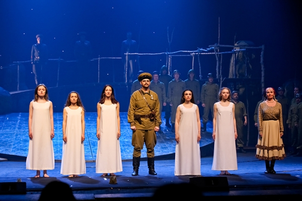 А зори здесь тихие…