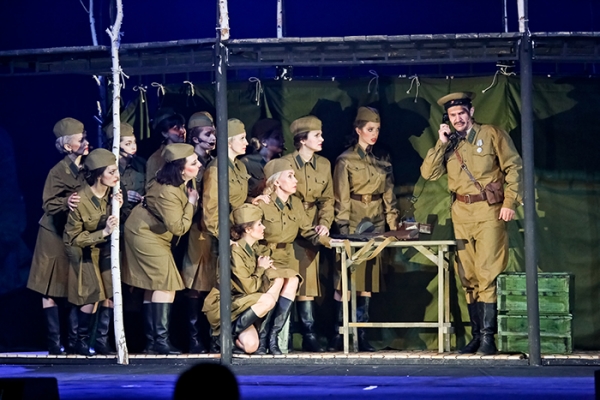 А зори здесь тихие…