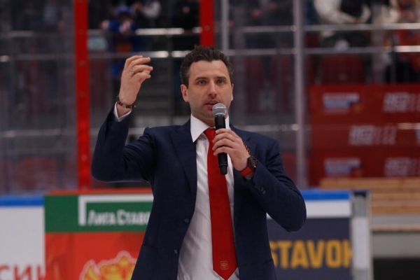 Ротенберг сказал, что Шестеркин вырос в системе СКА. На самом деле за пять лет Игорю так и не дали стать первым номером