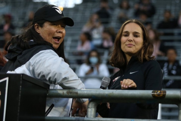 «Многие признаются, что им нравится женский футбол, потому что в нем нет симуляций». Рассказываем, как сейчас живет женский футбол