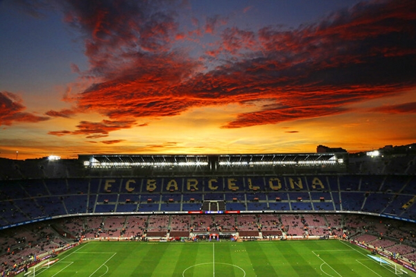 «Камп Ноу» часто называют «Ноу Камп». А как все-таки правильно?