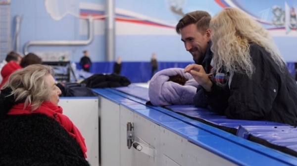 «Вы будто в сумасшедшем доме». Тарасова в гостях у Тутберидзе: похвалила музыку для Валиевой, отчитала всех так, что Петросян заплакала