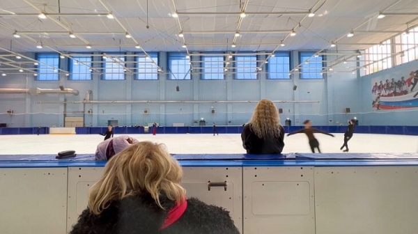 «Вы будто в сумасшедшем доме». Тарасова в гостях у Тутберидзе: похвалила музыку для Валиевой, отчитала всех так, что Петросян заплакала